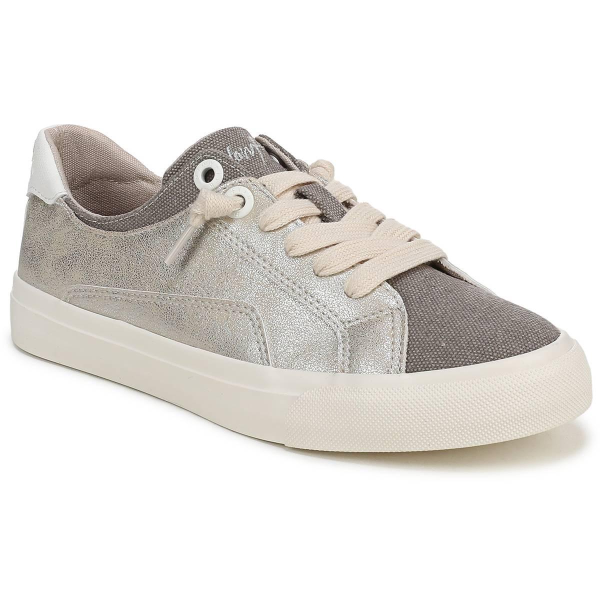 Fashion & Lifestyle Shoes for the Family